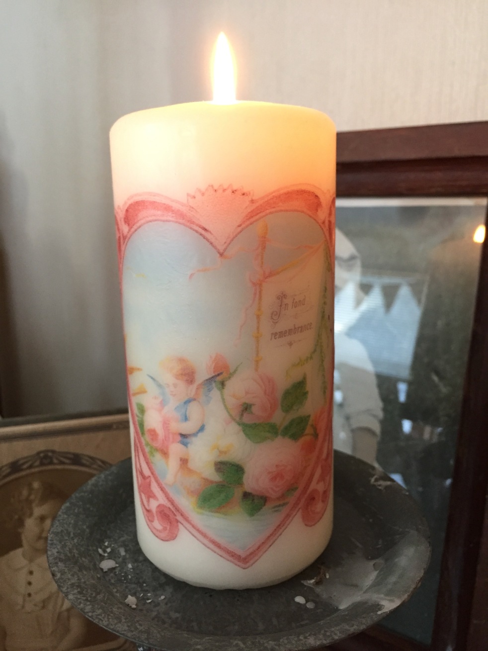 Wings of Whimsy: DIY Romantic Pillar Candles #romantic #valtentine #pillar #candle #instructions